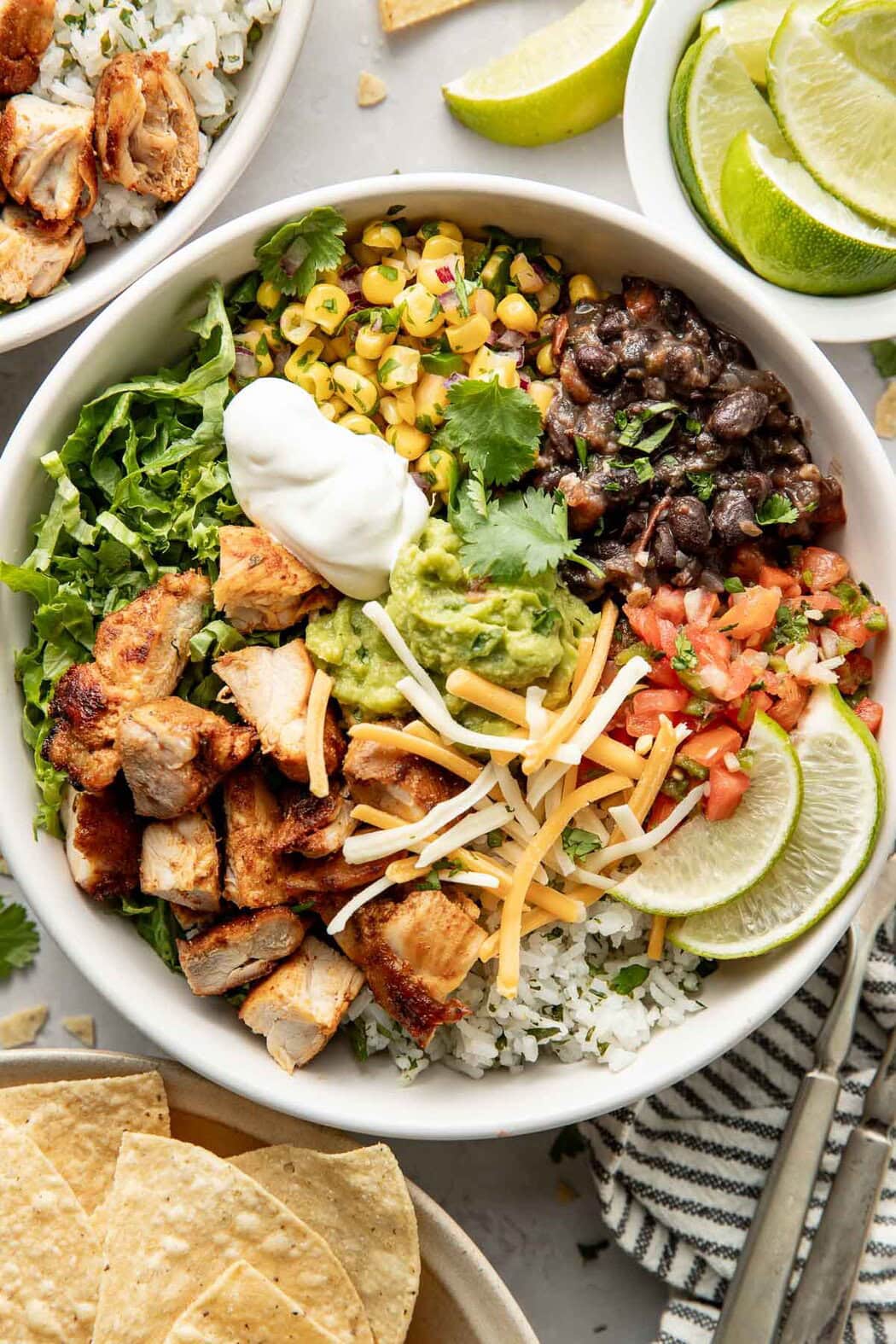 Chipotle Chicken: Versatile Meals for Burrito Bowls, Tacos & Salads
